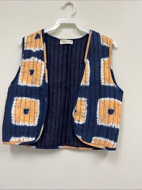 Maison Hotel Quilted Vest in Navy size Small
